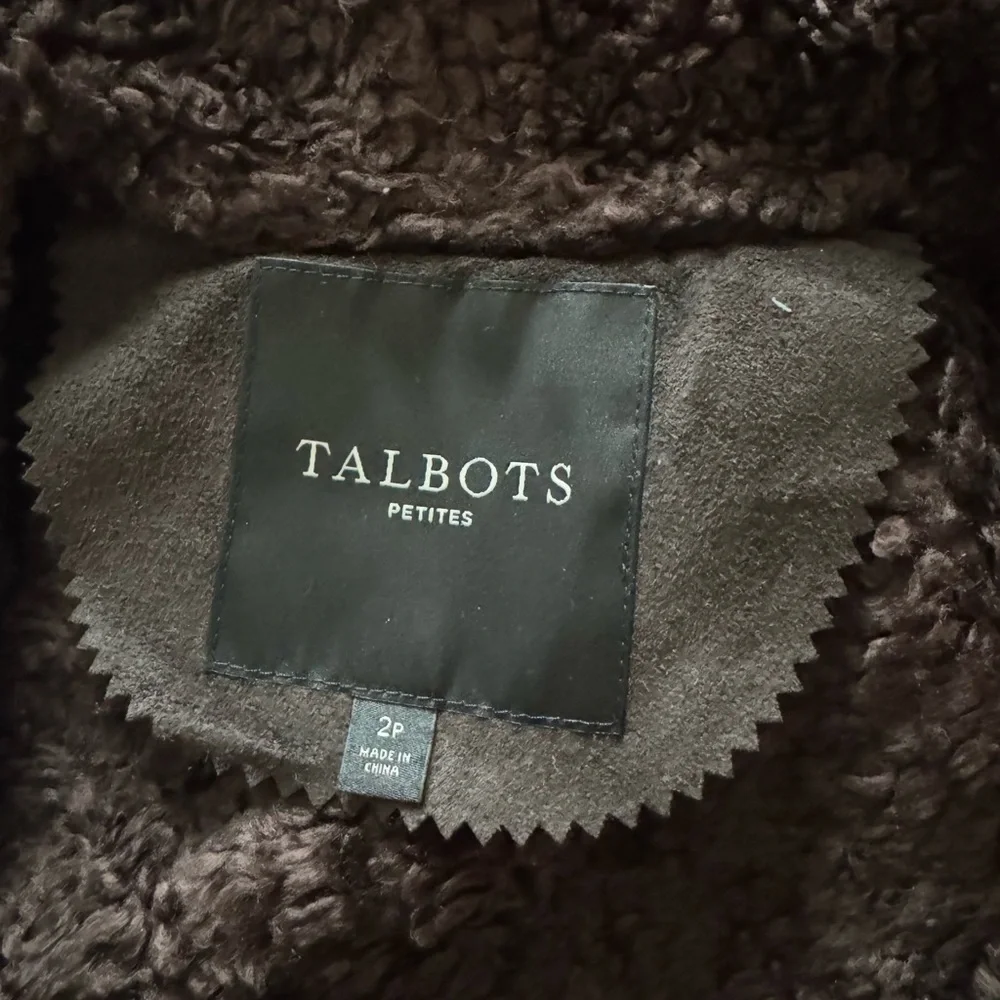Talbots Dark Brown Shearling Vest - Picture 8 of 8